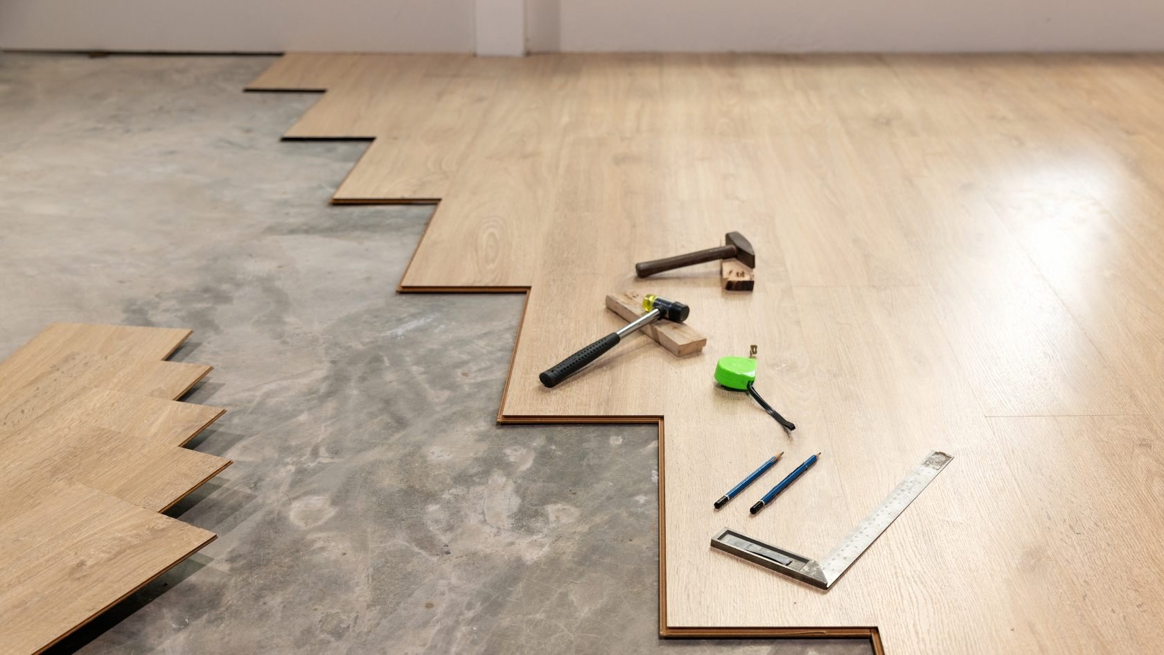 The Pros and Cons of Laminate Flooring